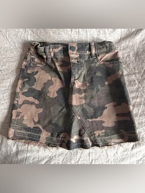 DL1961 Camo Mini Skirt in Brown & Green